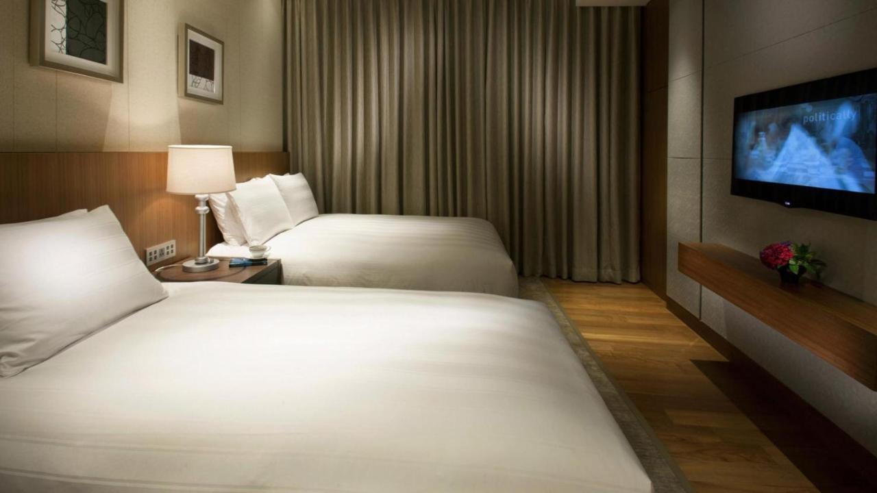 Lotte City Hotel Jeju Bagian luar foto