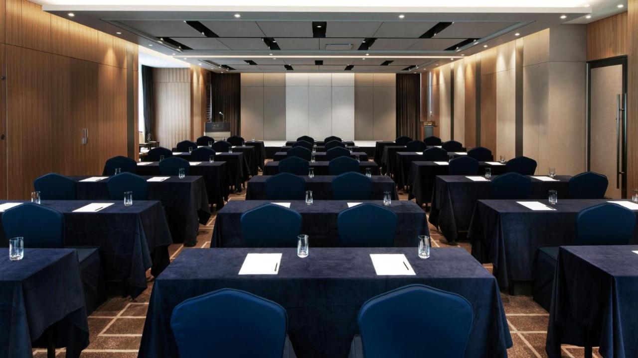 Lotte City Hotel Jeju Bagian luar foto